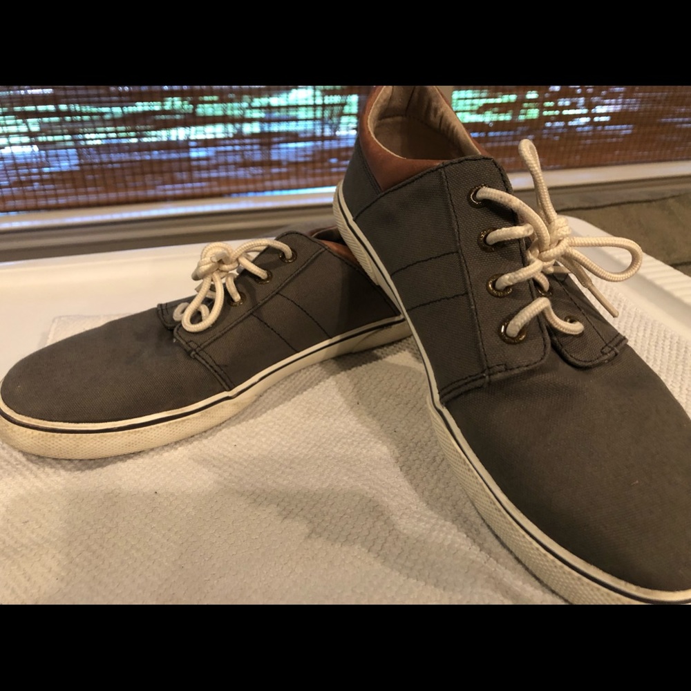 Men’s Sperry shoes